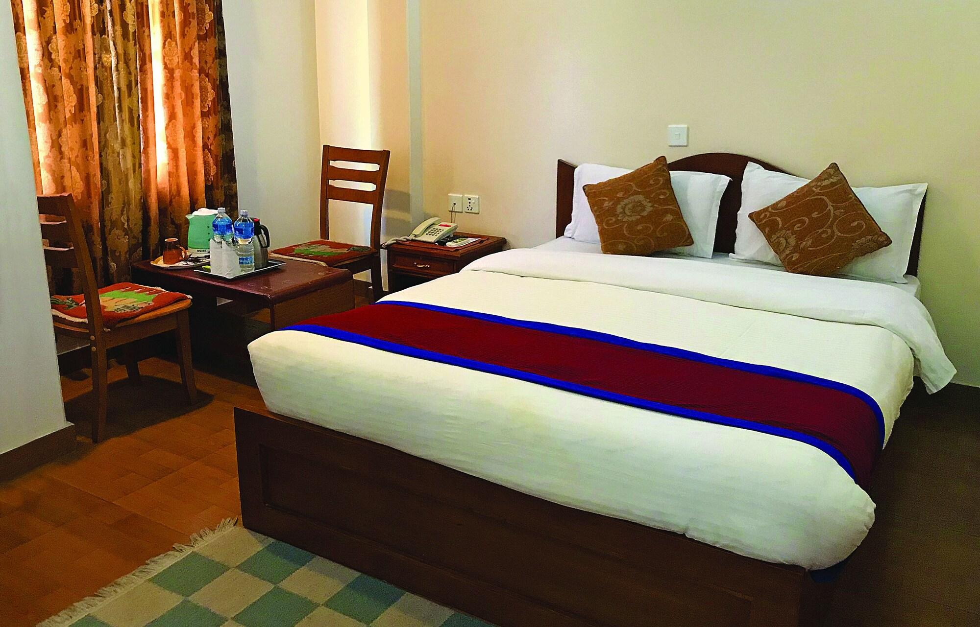 Hotel Asia Pokhara Exteriör bild