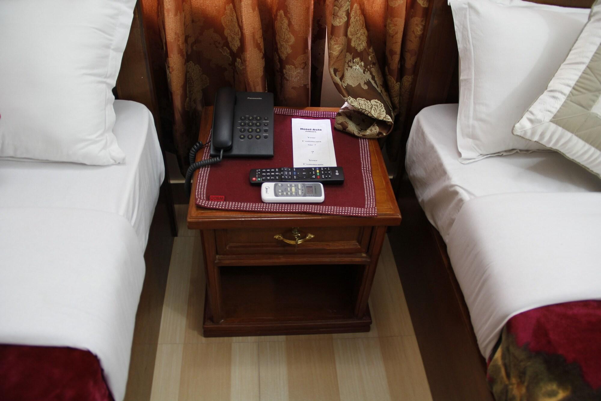 Hotel Asia Pokhara Exteriör bild