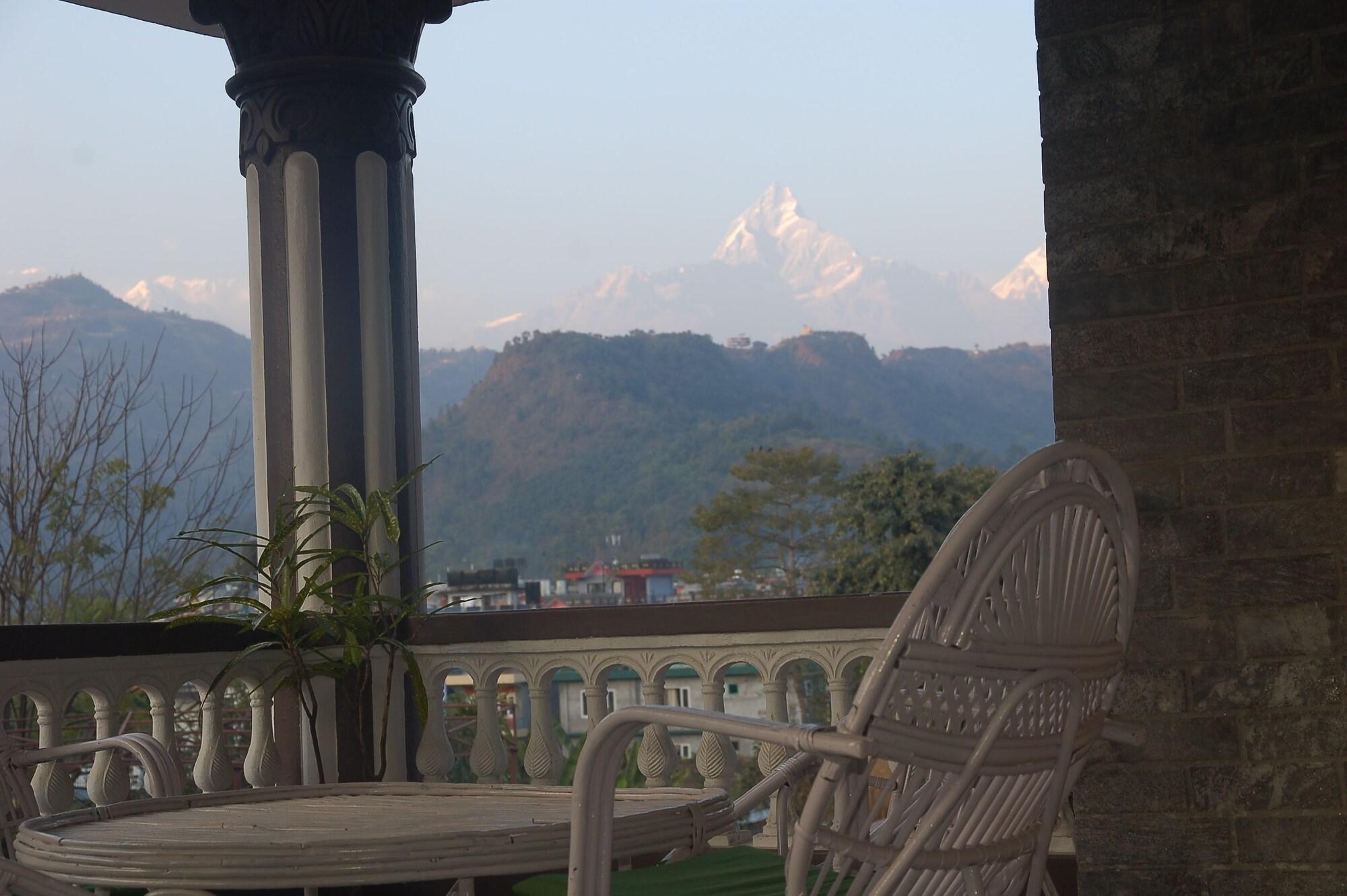 Hotel Asia Pokhara Exteriör bild