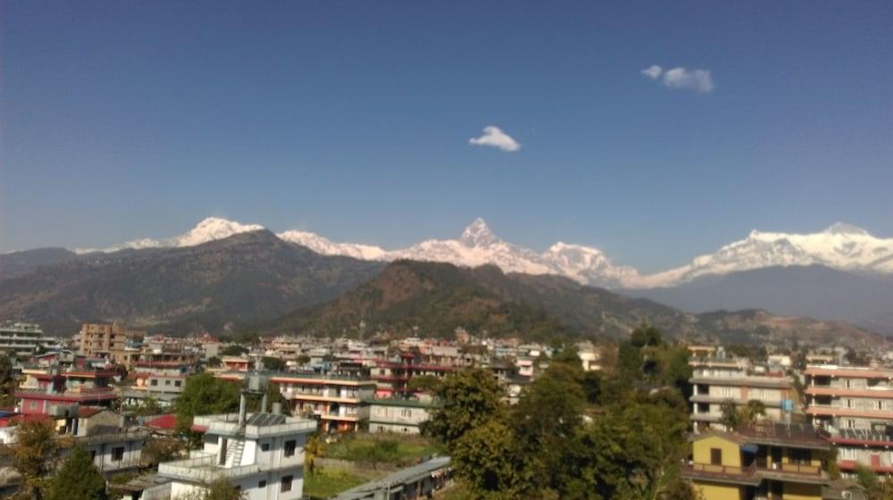 Hotel Asia Pokhara Exteriör bild