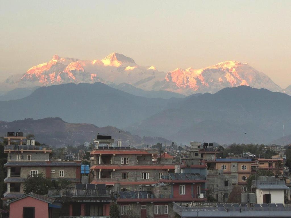 Hotel Asia Pokhara Exteriör bild