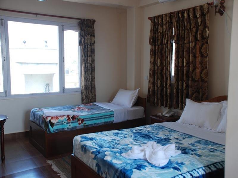 Hotel Asia Pokhara Exteriör bild