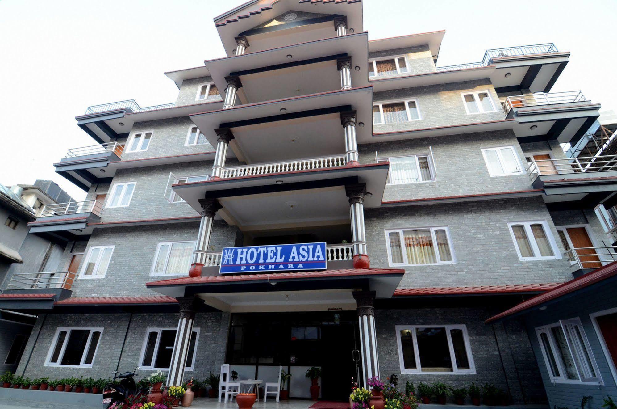 Hotel Asia Pokhara Exteriör bild
